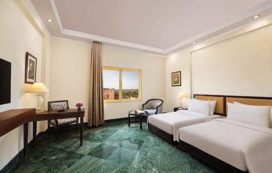V Sarovar Portico MI Road Jaipur