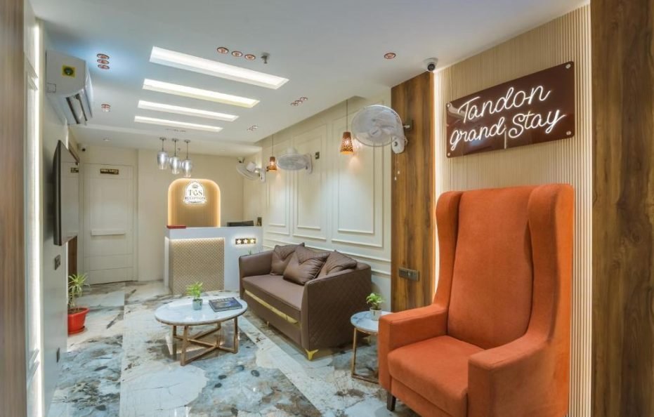 Tripli Hotels Tandon Grand Stay