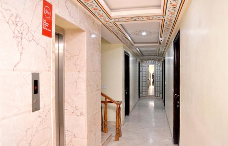 Hotel Grande Residency – Book Rooms Online at Best Prices | ROOM24