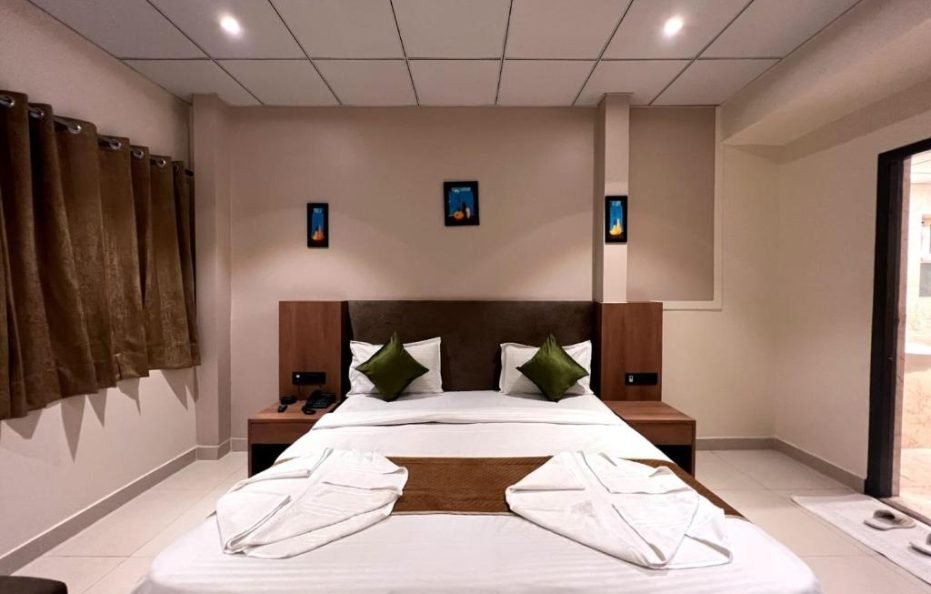 Hotel Grande Residency – Book Rooms Online at Best Prices | ROOM24