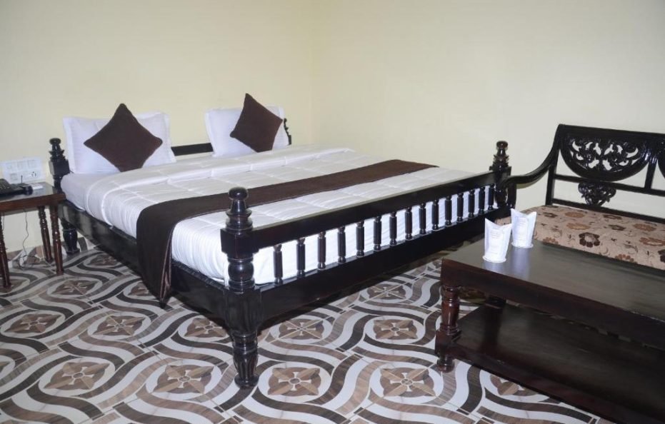 Hotel Grande Residency – Book Rooms Online at Best Prices | ROOM24